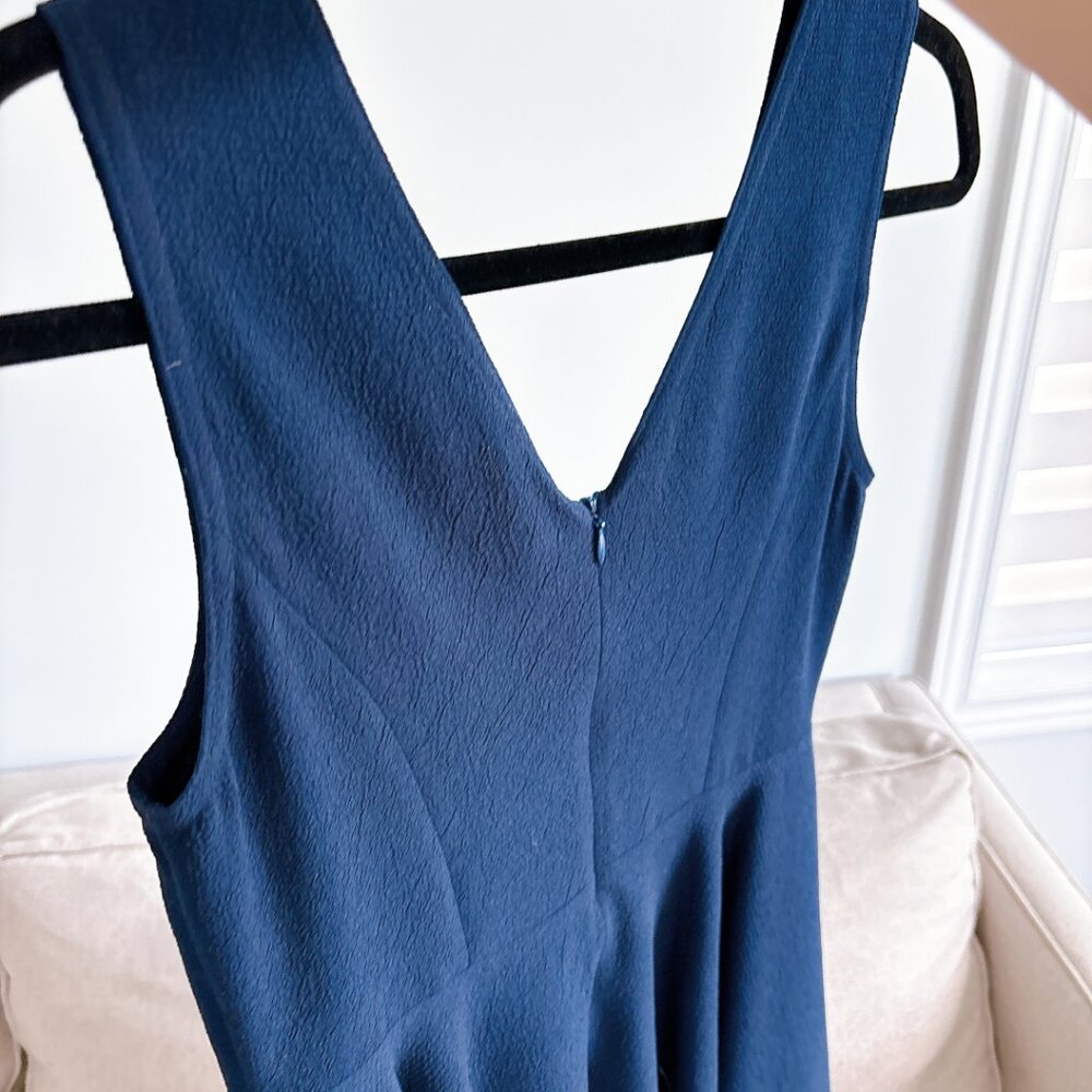 99% NEW SANDRO DRESS, SIZE 38 - Picture 4 of 8